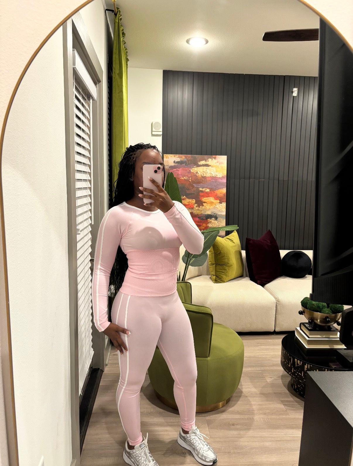 Mimi set